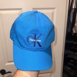 Calvin Klein Vibrant Blue Cap